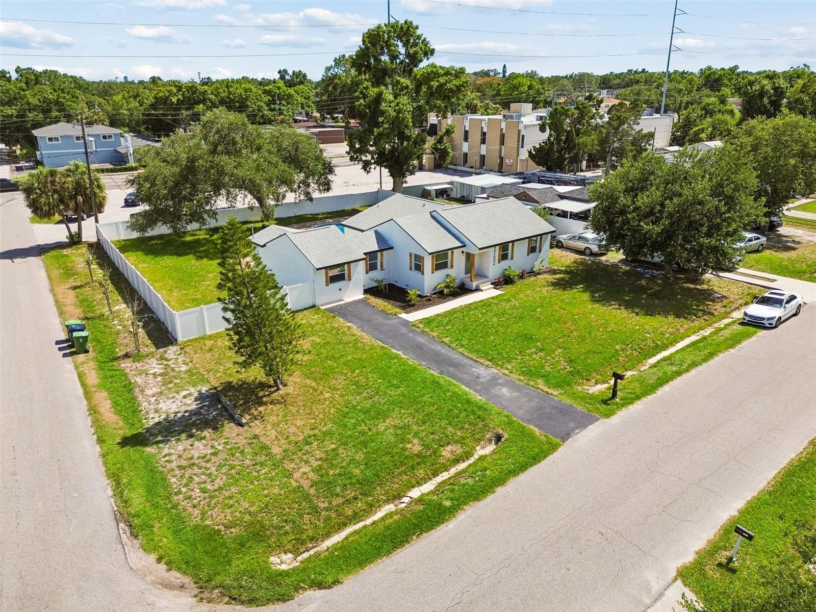 2102 W FERRIS AVE — photo 73
