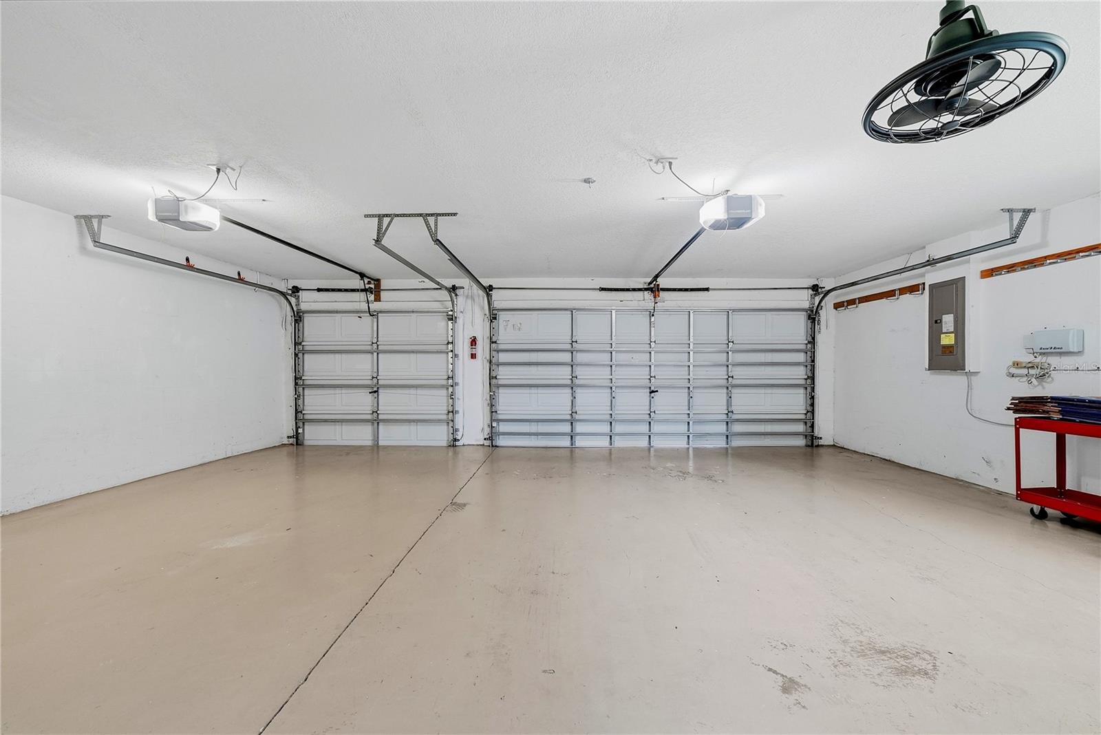 5150 VILLAGEBROOK DR — photo 26