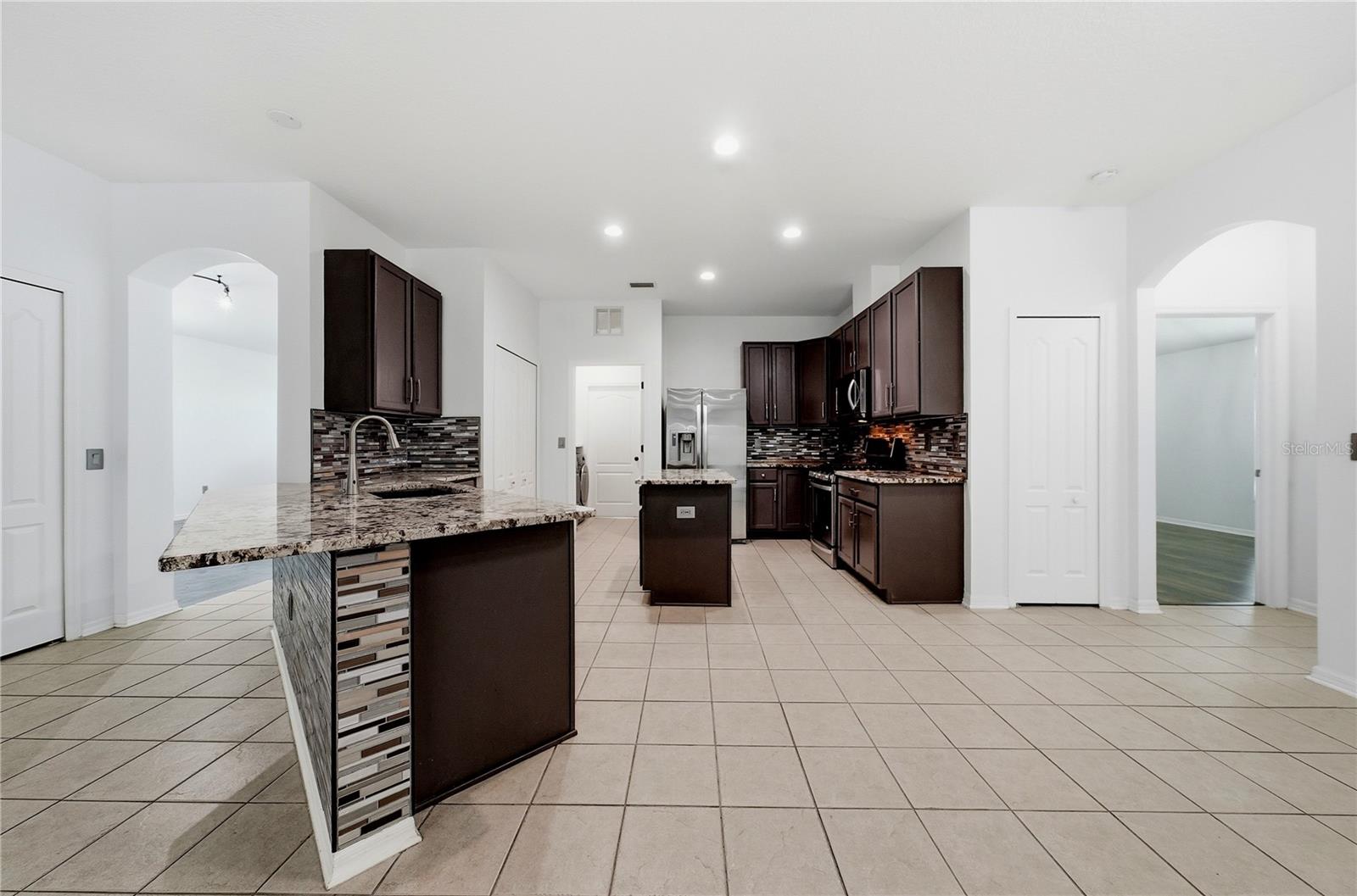 5150 VILLAGEBROOK DR — photo 5