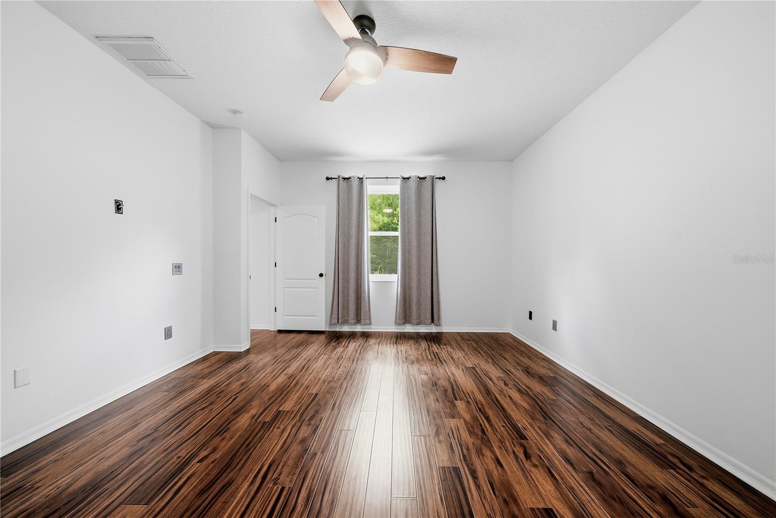 5150 VILLAGEBROOK DR — photo 19