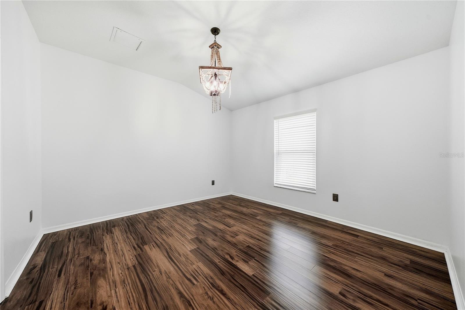 5150 VILLAGEBROOK DR — photo 10