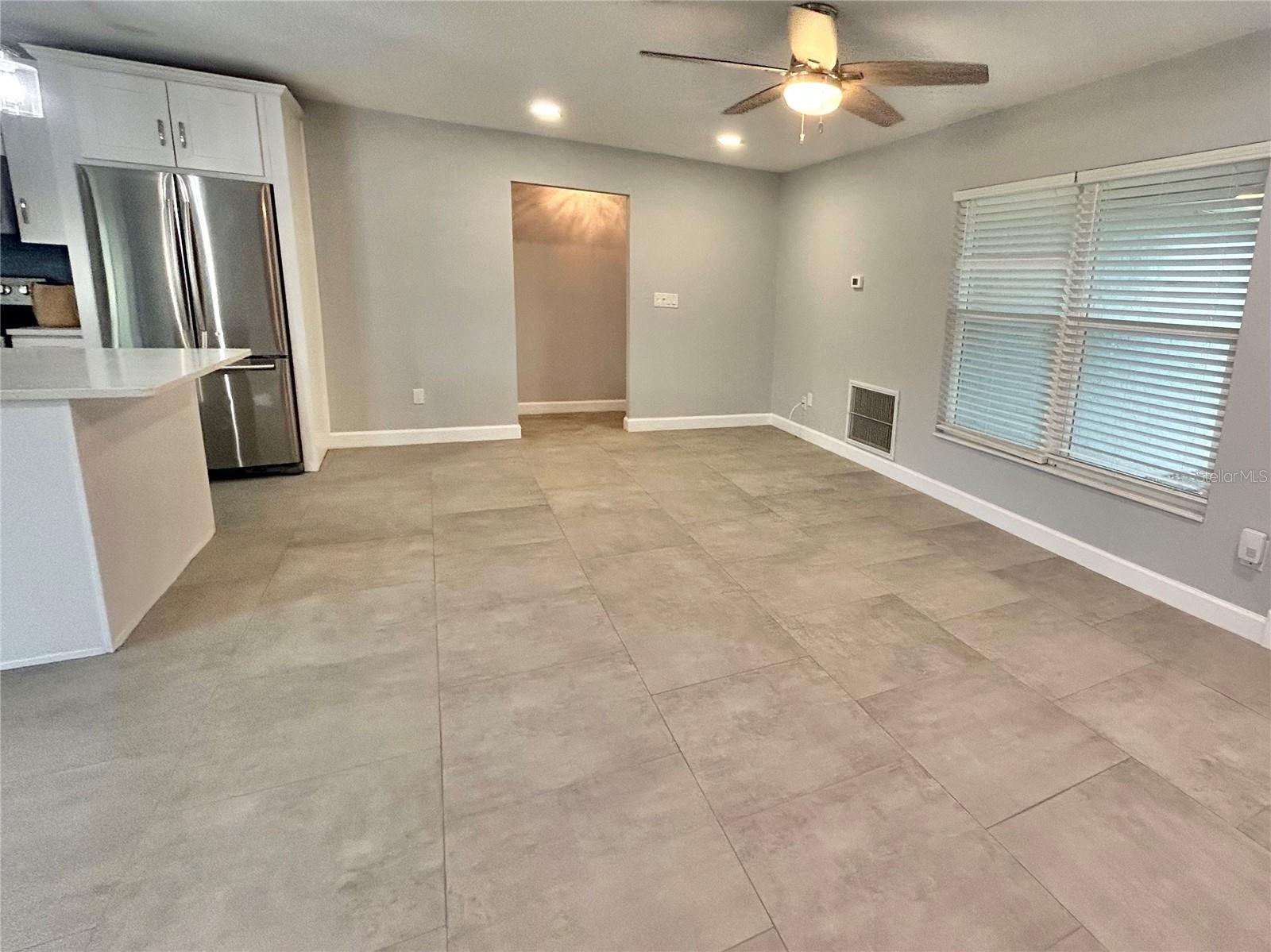 1444 OVERCASH DR — photo 4