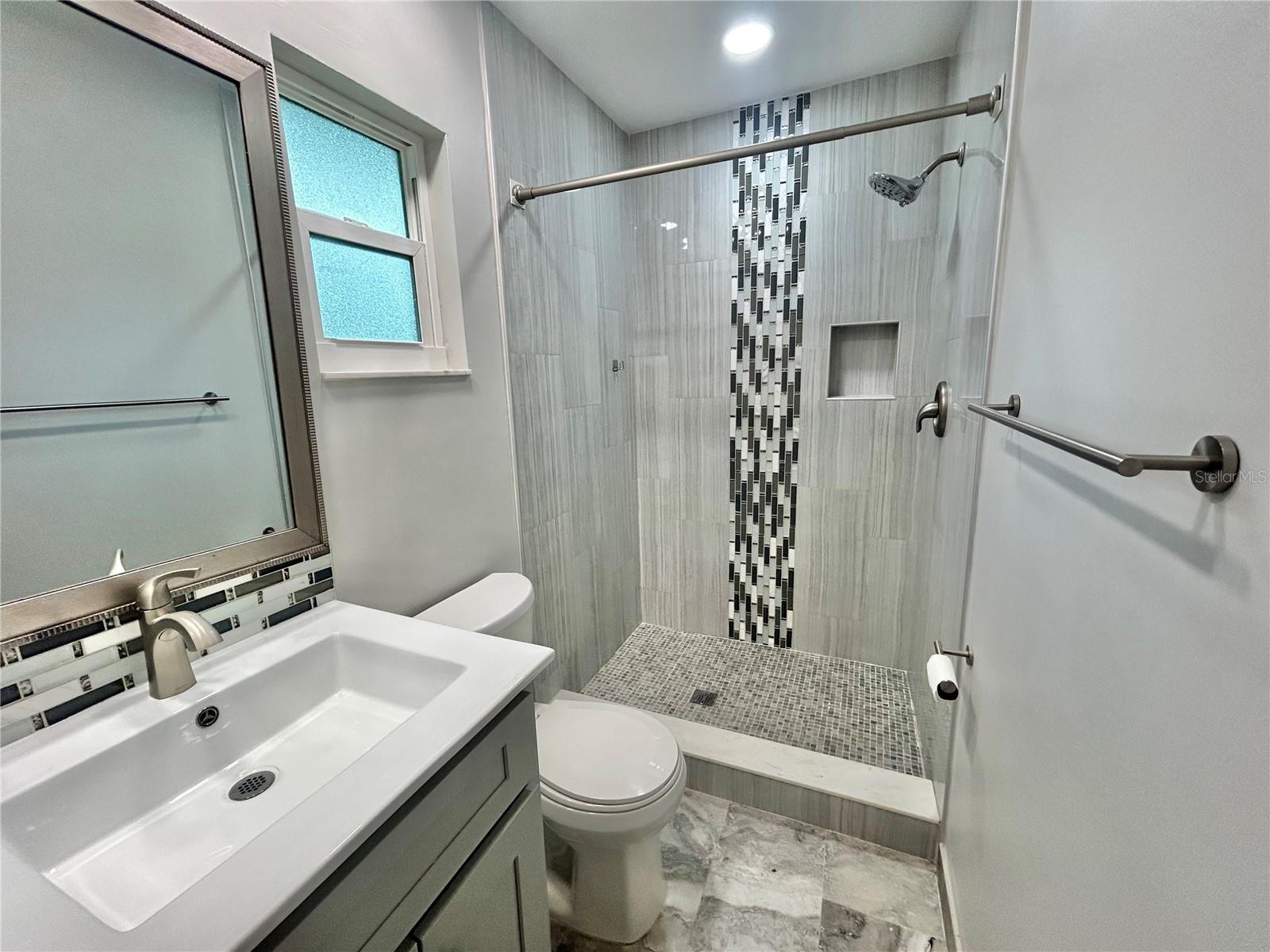 1444 OVERCASH DR — photo 11