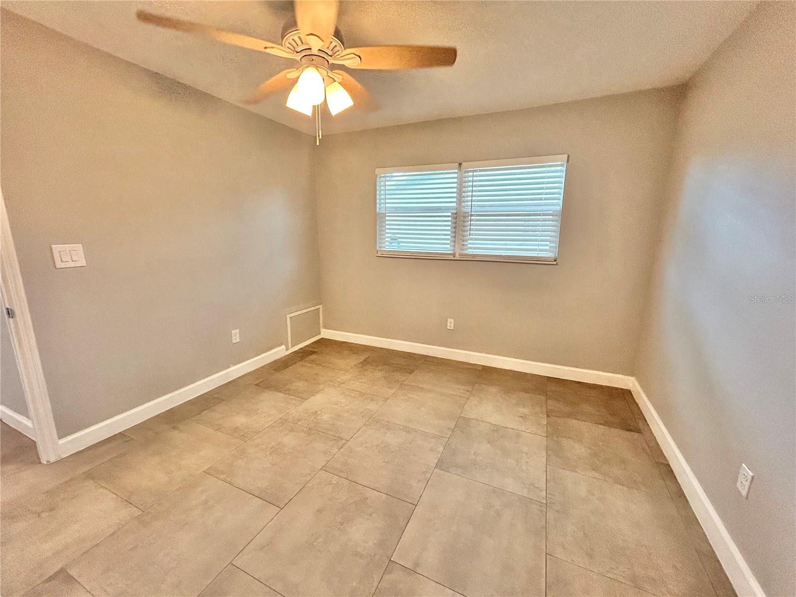 1444 OVERCASH DR — photo 17