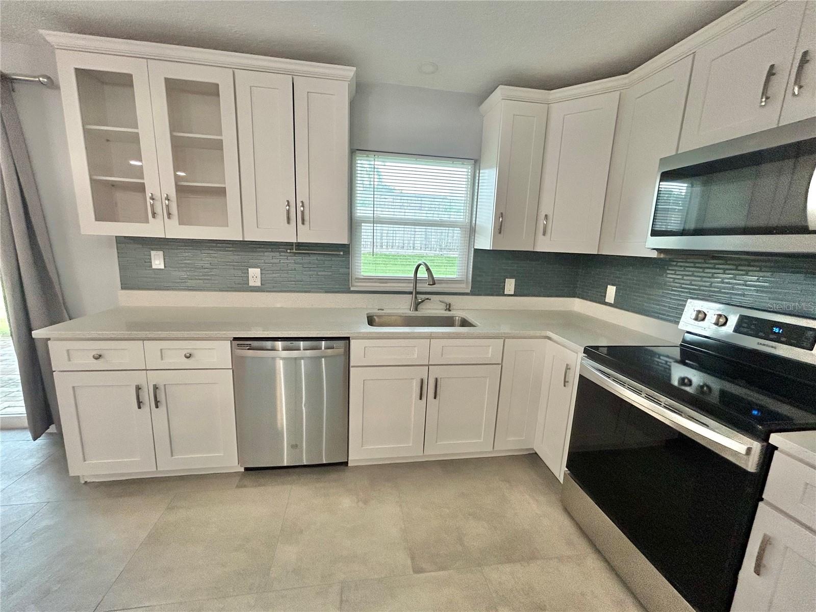 1444 OVERCASH DR — photo 5