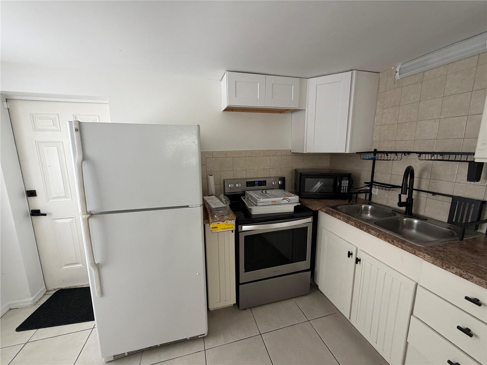 2195 PARK RD — photo 9
