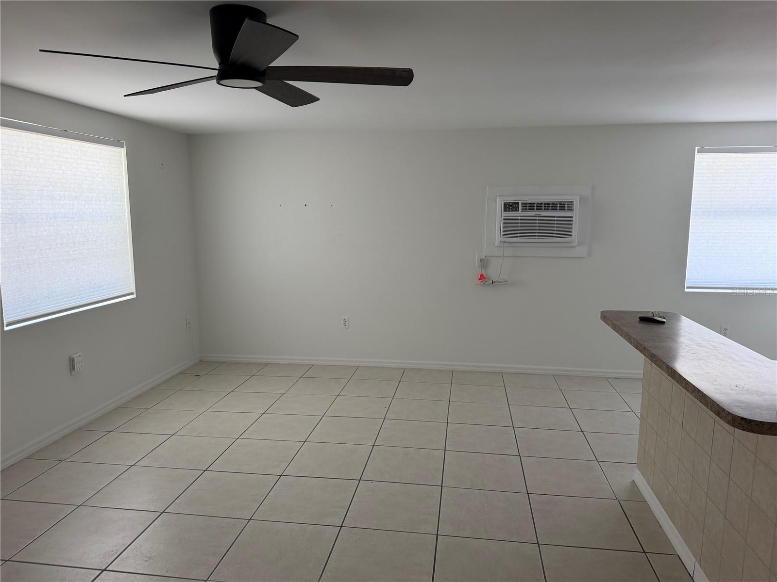 2195 PARK RD — photo 11