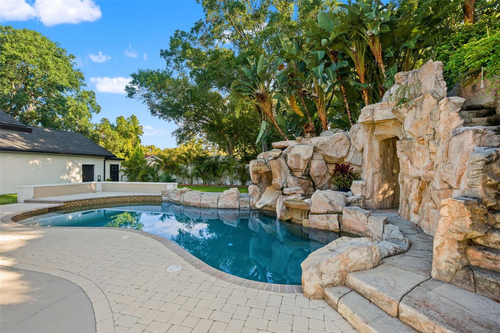2521 LAKE ELLEN DR — photo 39