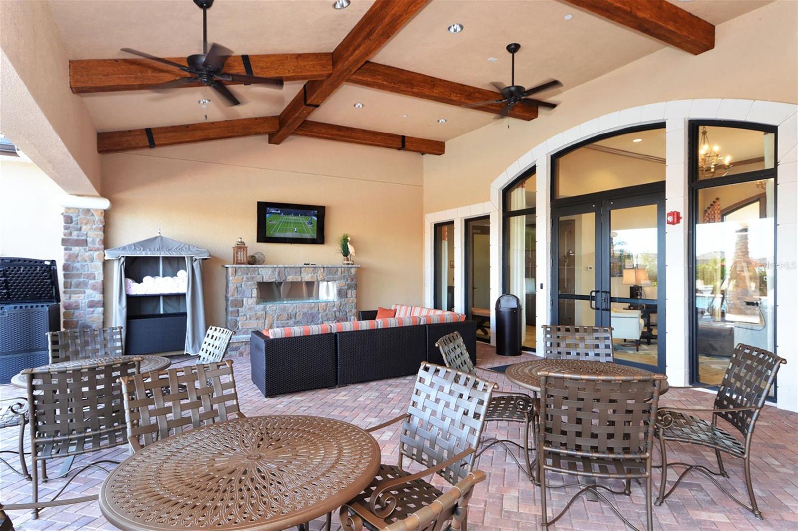 8729 TRATTORIA TER — photo 35