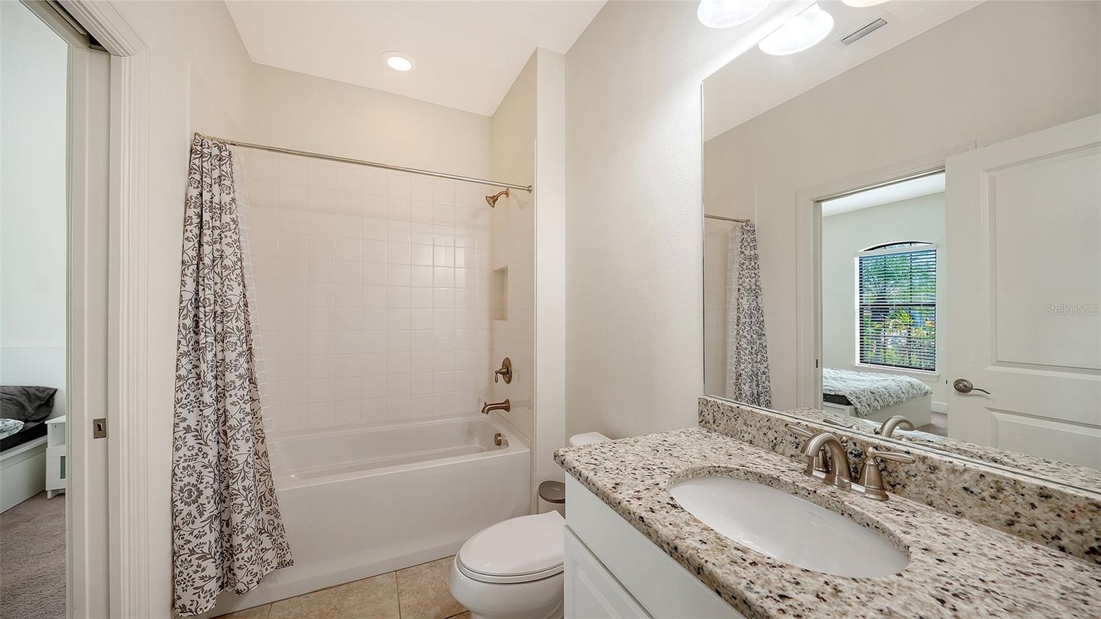 8729 TRATTORIA TER — photo 24