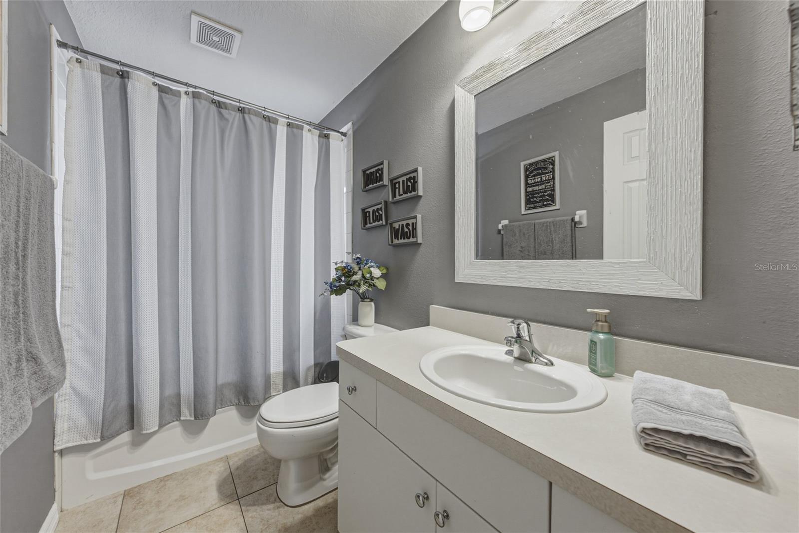 2024 LARKSPUR CT — photo 27