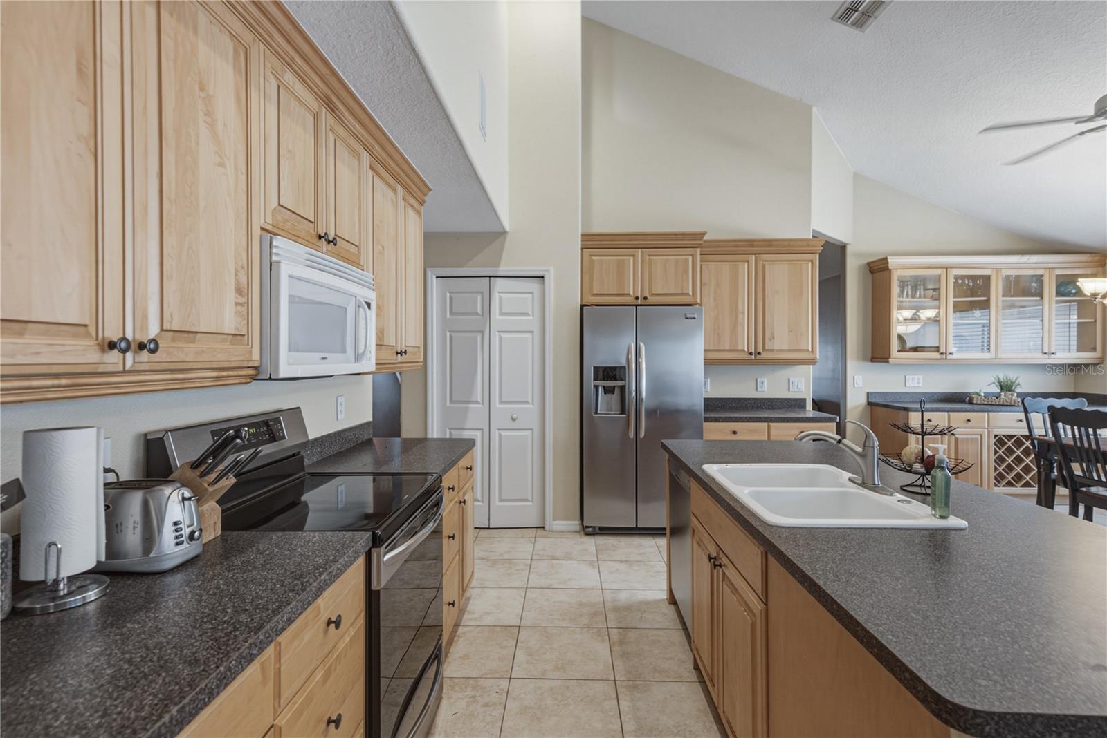 2024 LARKSPUR CT — photo 19
