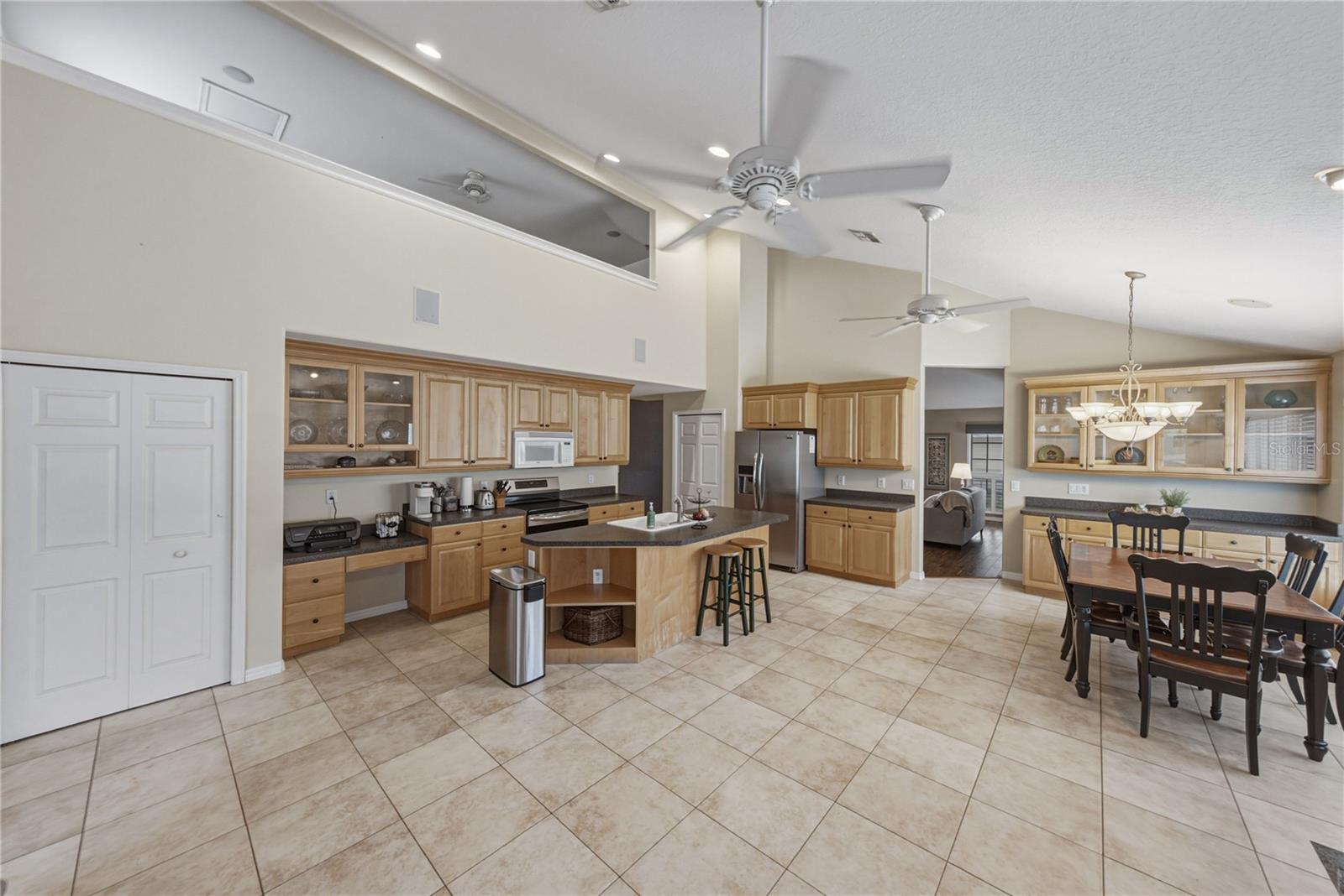 2024 LARKSPUR CT — photo 17