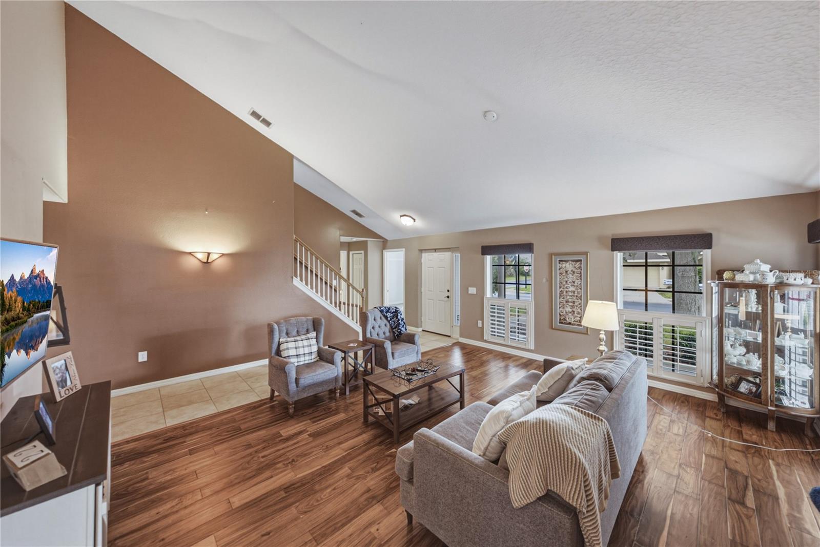2024 LARKSPUR CT — photo 2