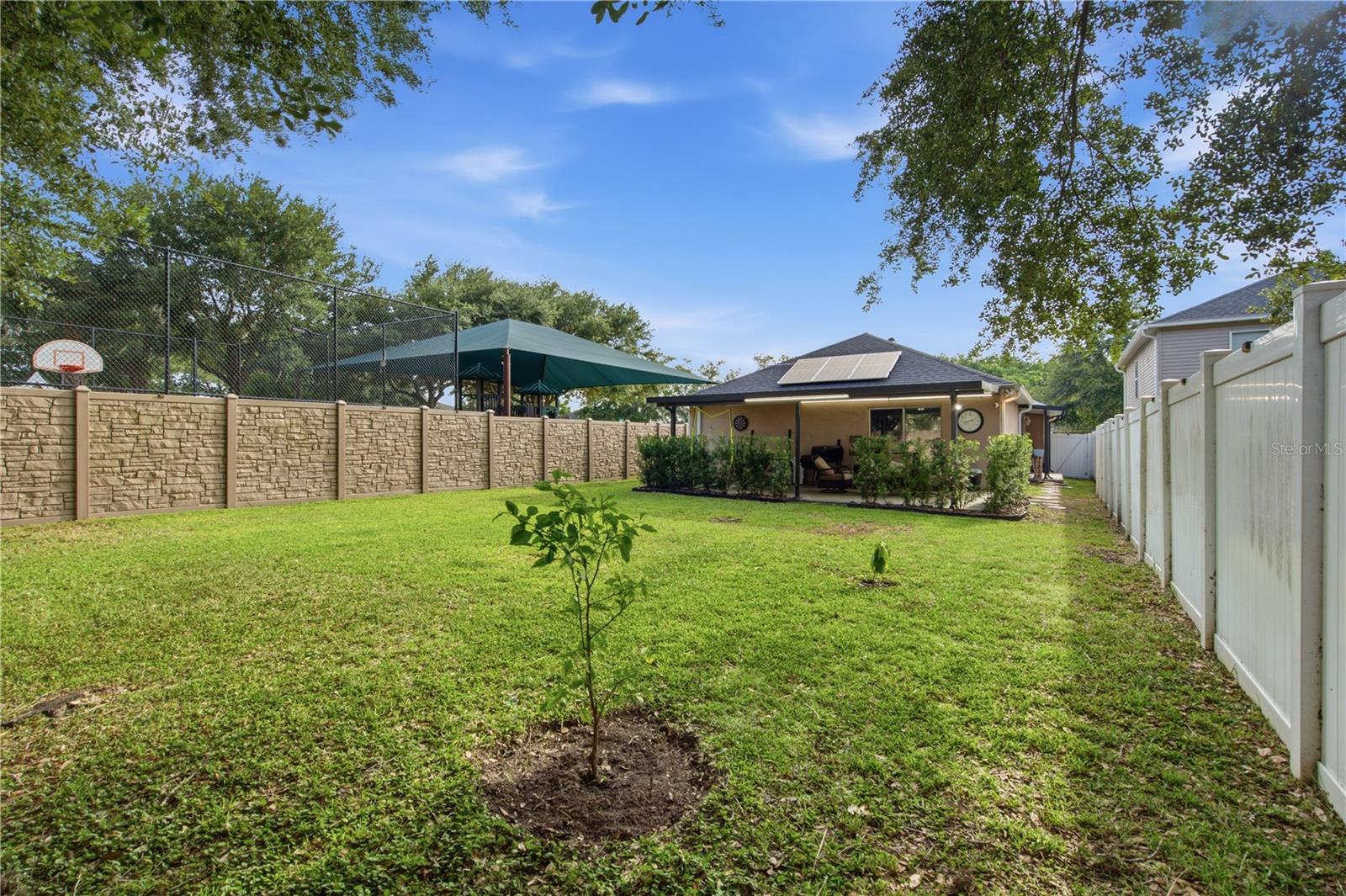 2816 MINGO DR — photo 24