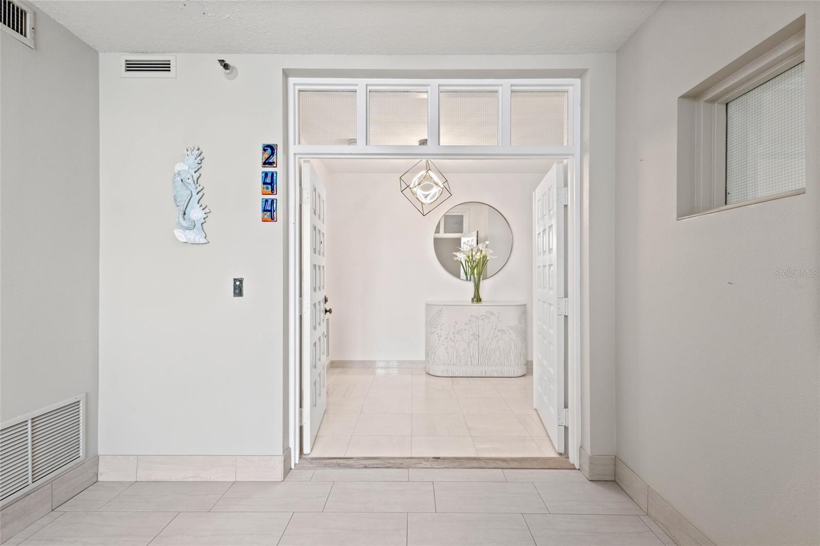 2450 HARBOURSIDE DR #244 — photo 2