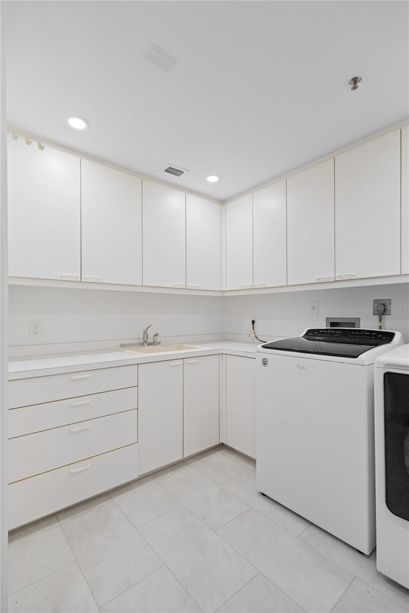 2450 HARBOURSIDE DR #244 — photo 44