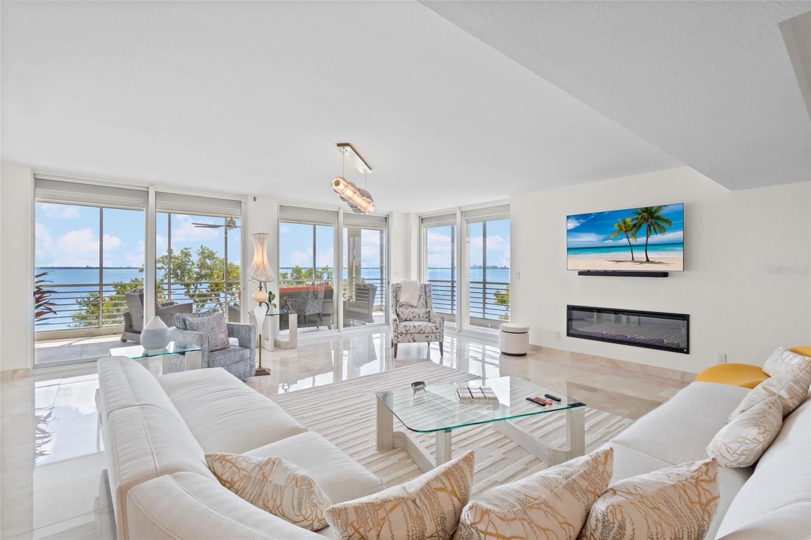 2450 HARBOURSIDE DR #244 — photo 3