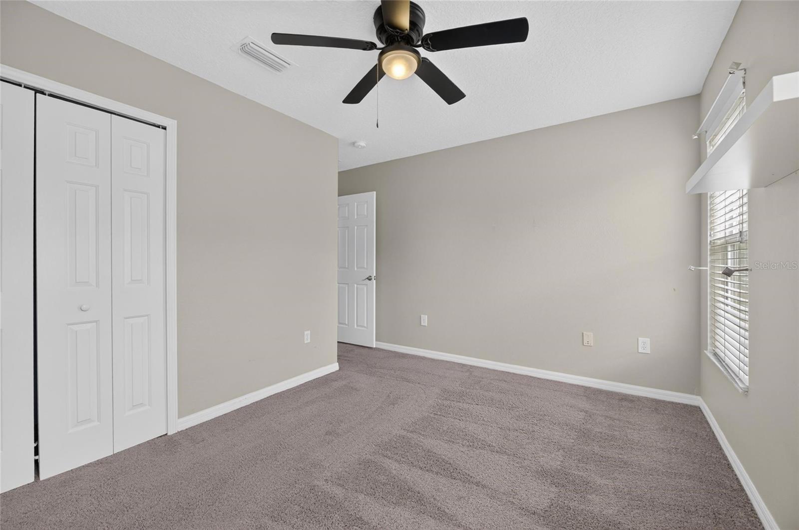 7842 CARRIAGE POINTE DR — photo 37