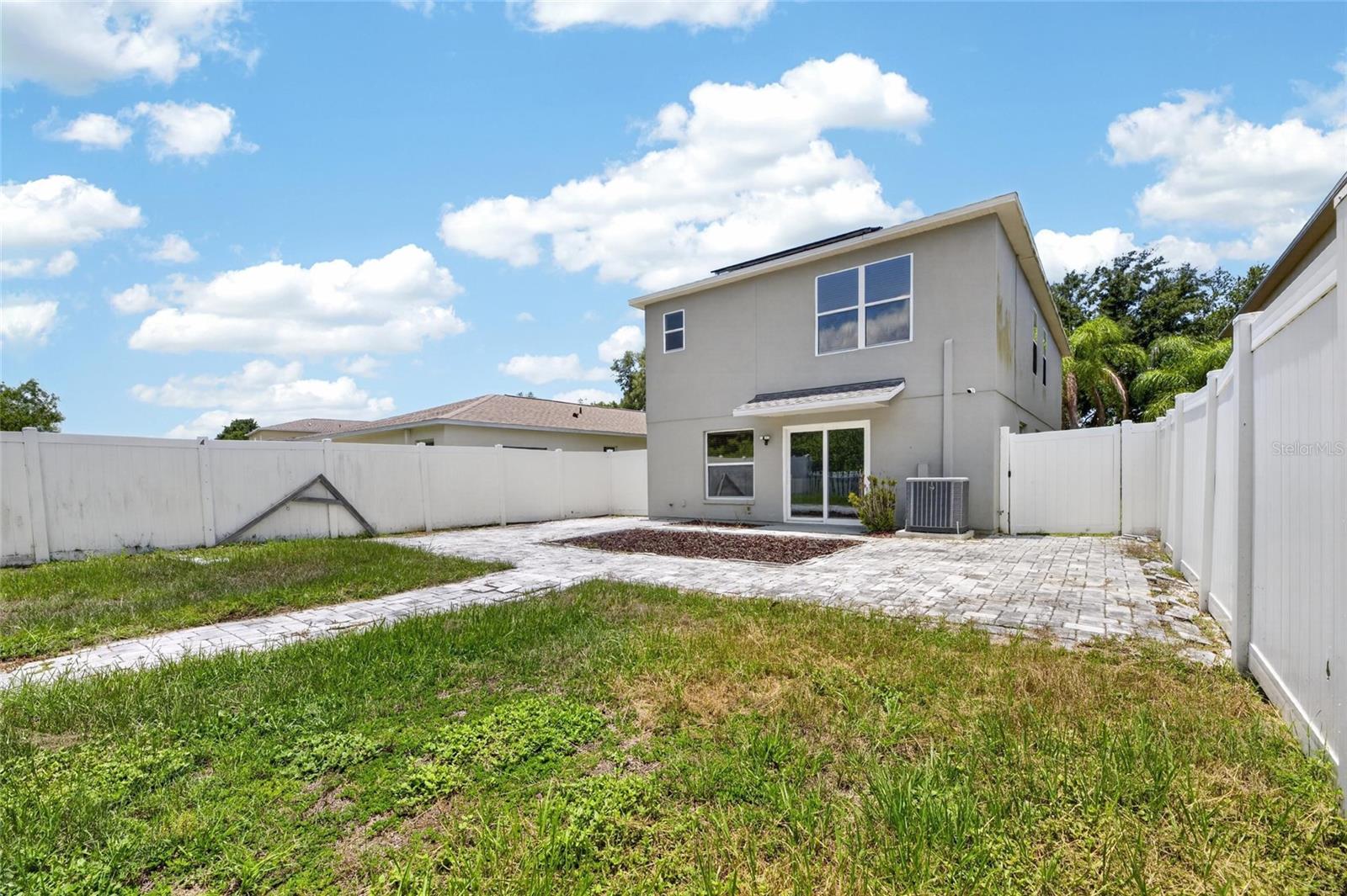 7842 CARRIAGE POINTE DR — photo 49