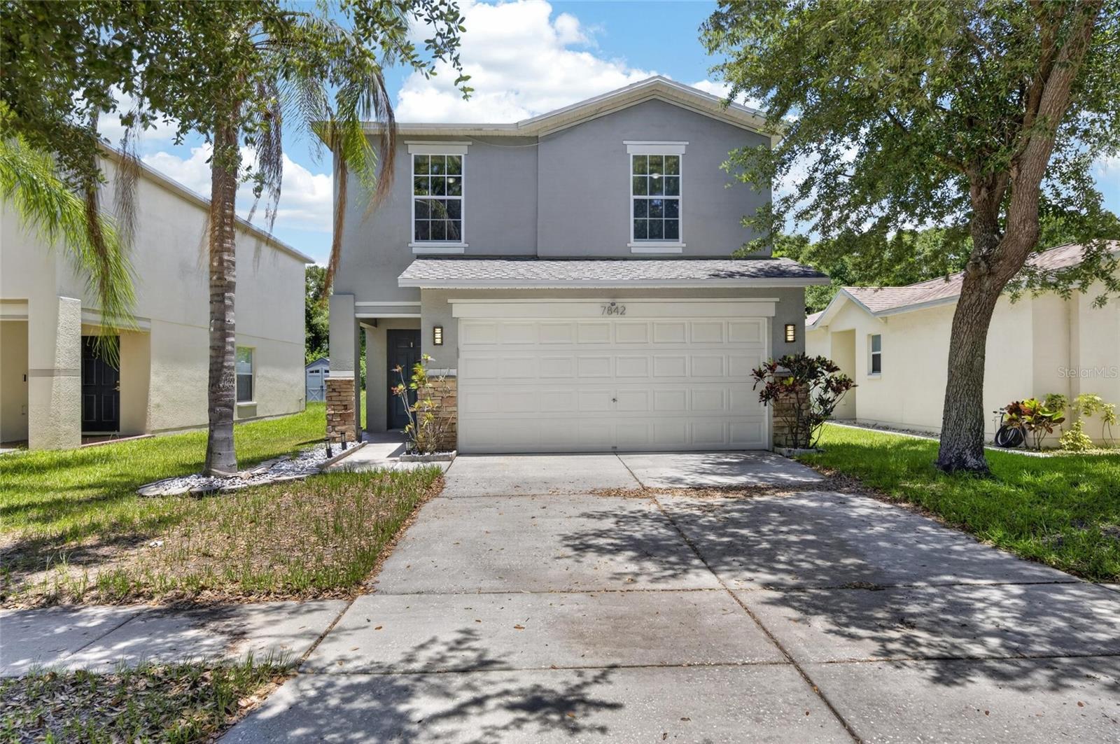 7842 CARRIAGE POINTE DR — photo 3