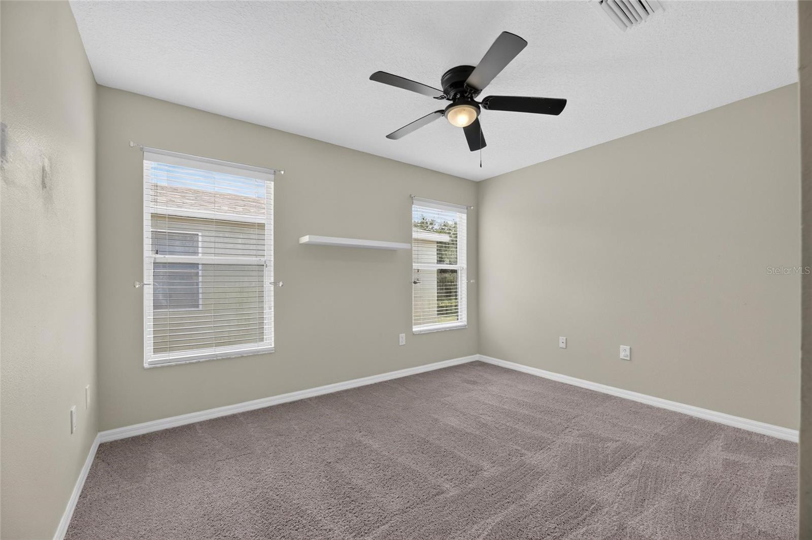 7842 CARRIAGE POINTE DR — photo 35