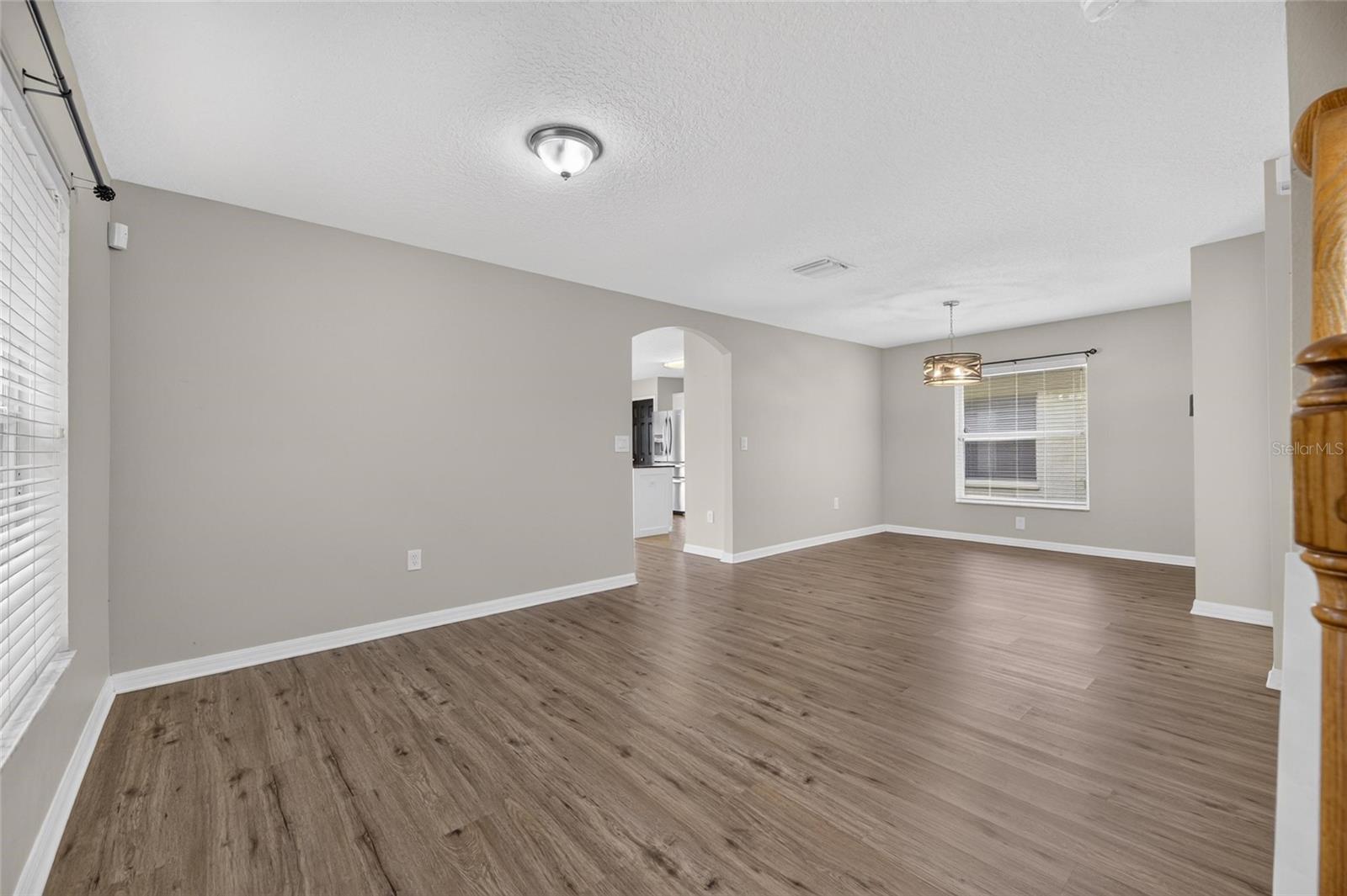 7842 CARRIAGE POINTE DR — photo 7