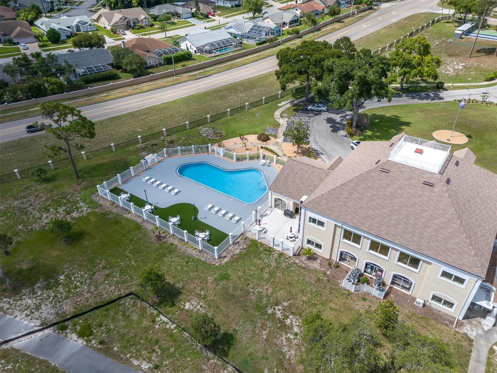 8303 CORAL CREEK LOOP — photo 47