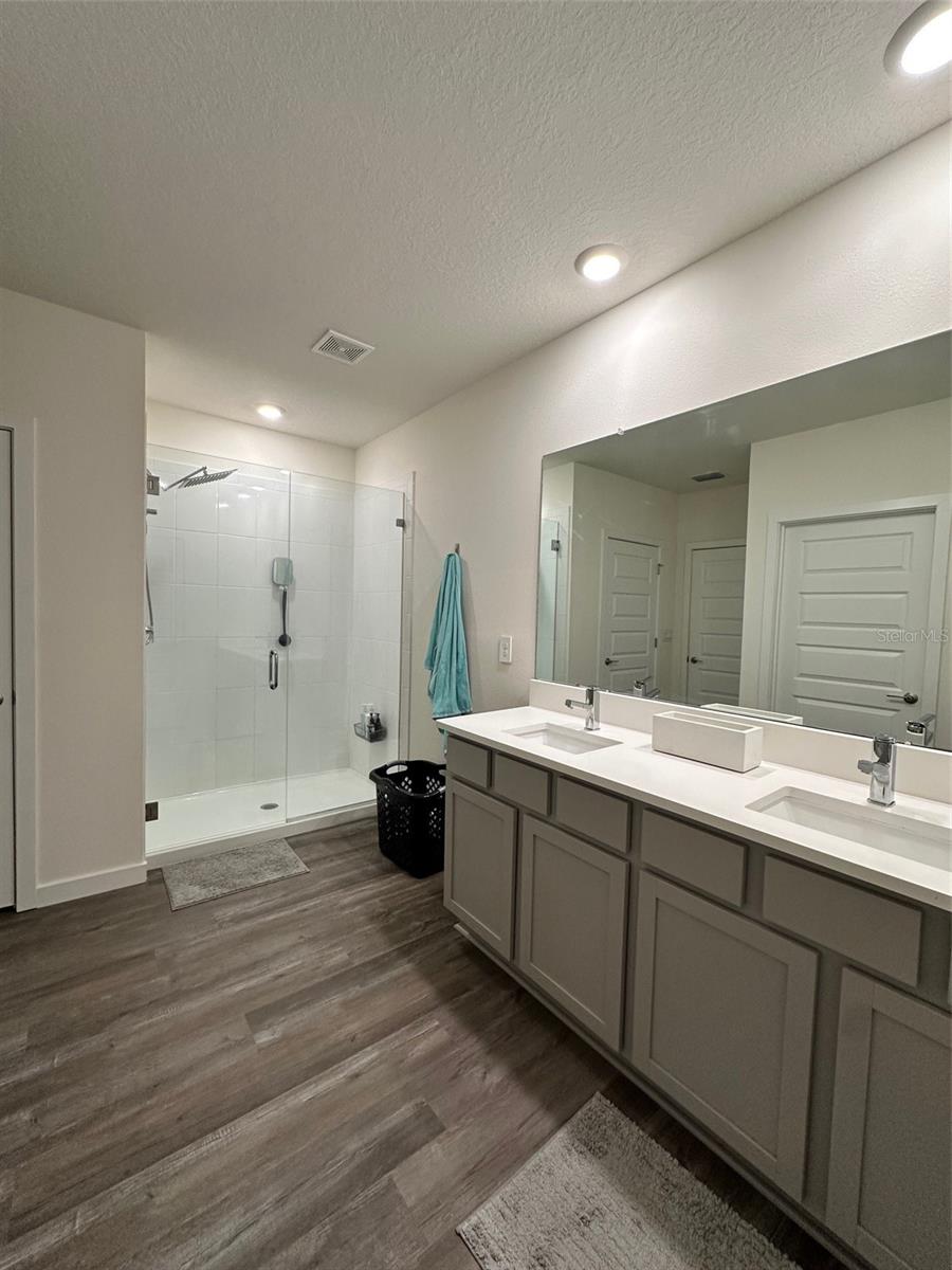 17111 BARNWOOD PL — photo 14