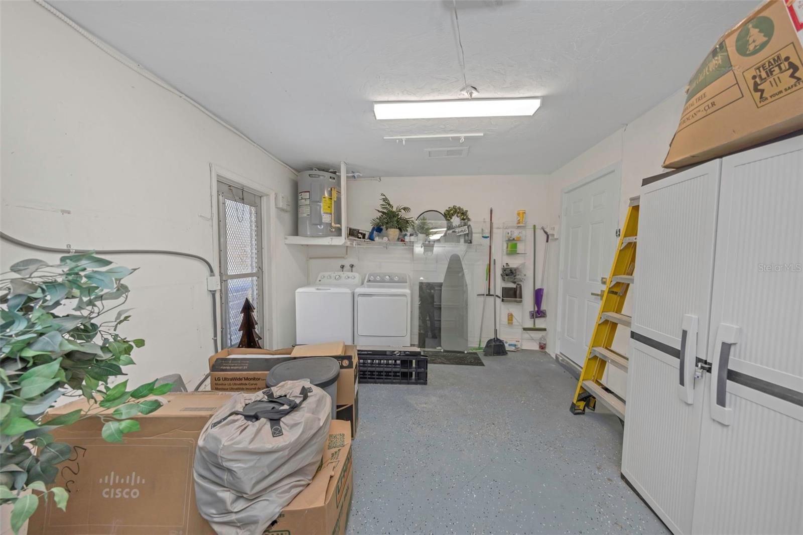 1806 VANCOUVER DR — photo 26