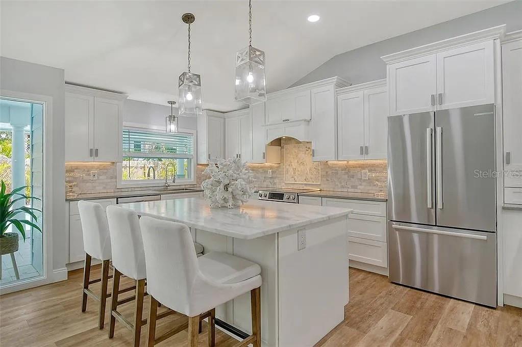 4852 FEATHERBED LN — photo 13