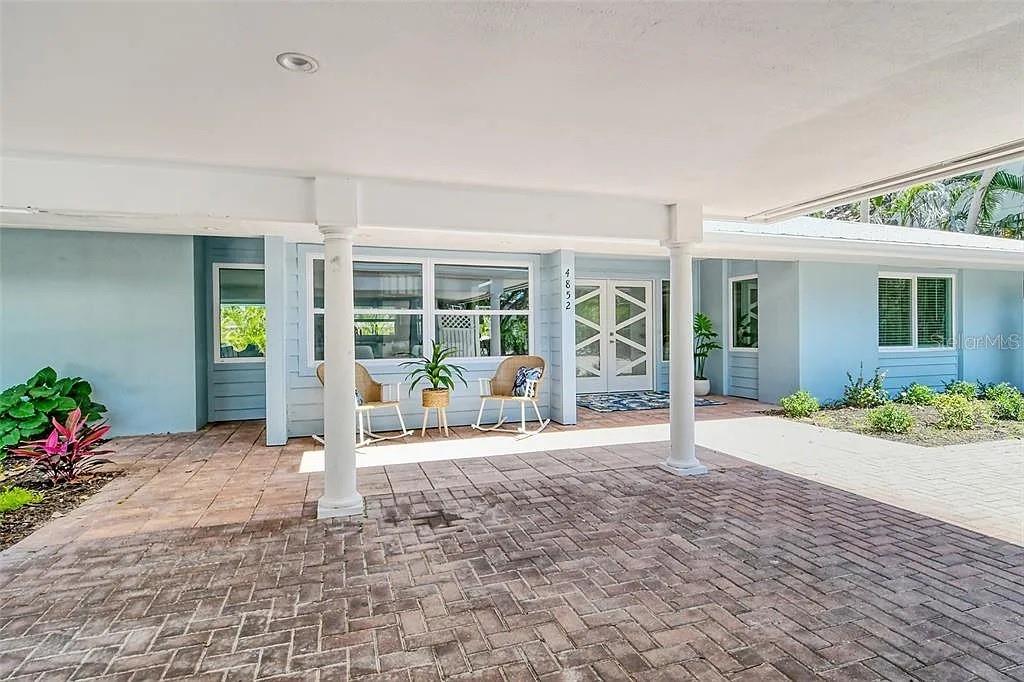 4852 FEATHERBED LN — photo 3