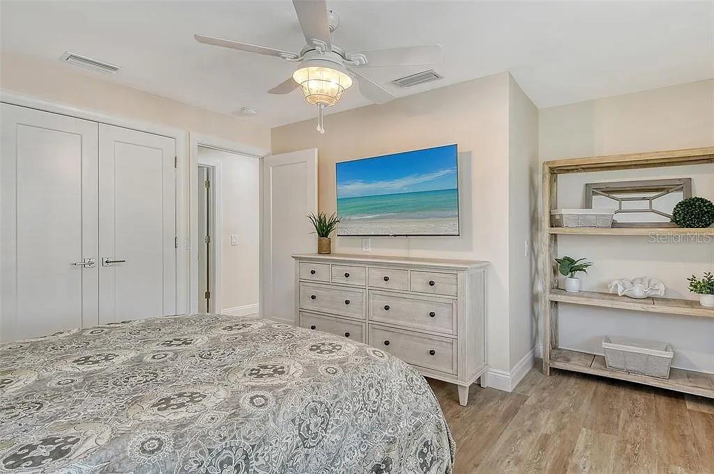 4852 FEATHERBED LN — photo 19