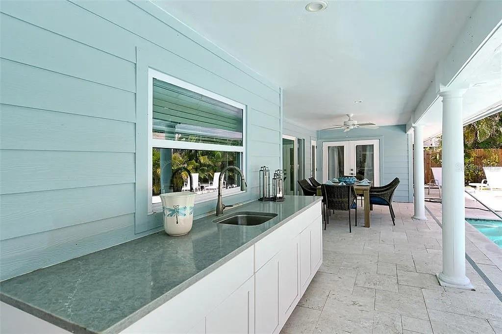 4852 FEATHERBED LN — photo 34