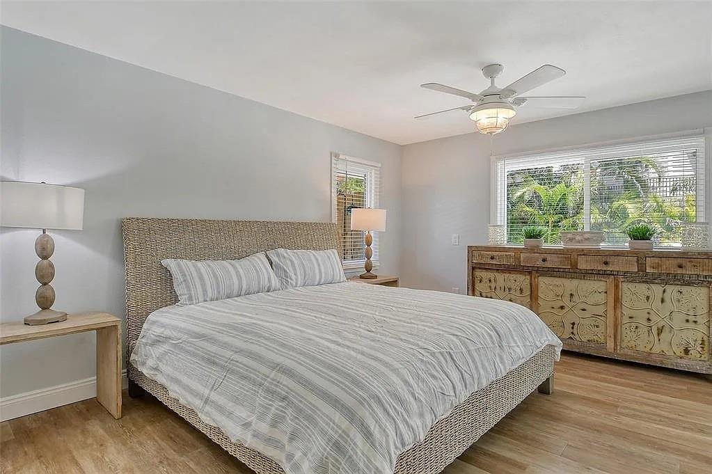 4852 FEATHERBED LN — photo 22