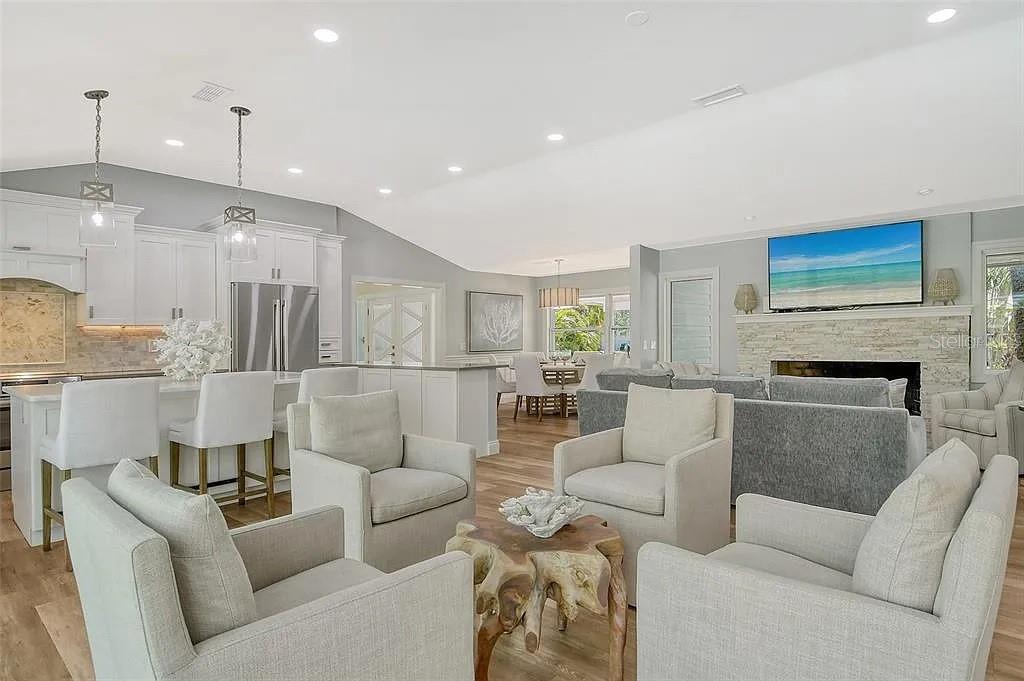 4852 FEATHERBED LN — photo 11