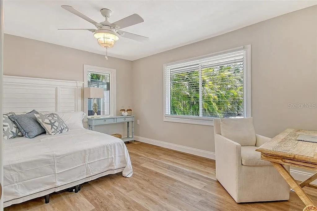 4852 FEATHERBED LN — photo 30