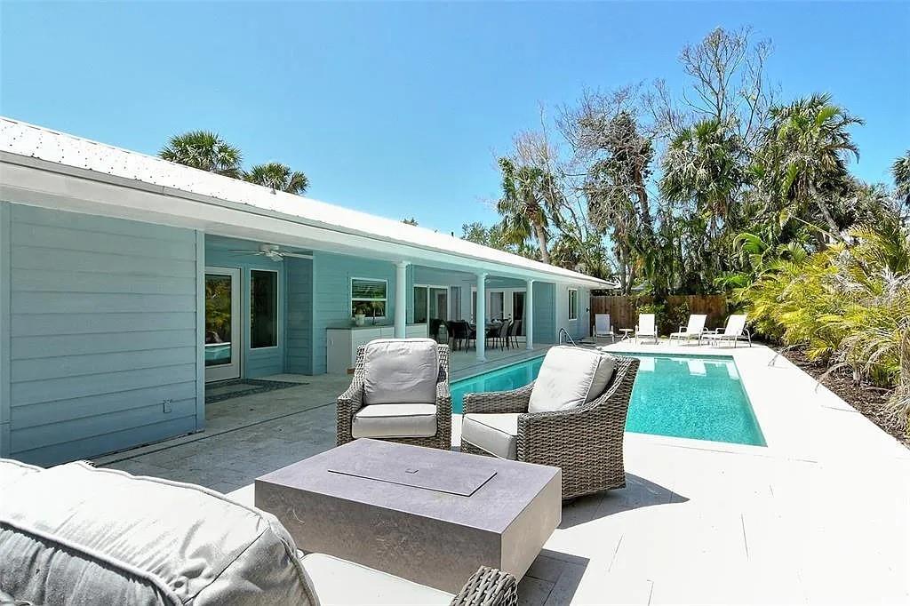 4852 FEATHERBED LN — photo 40