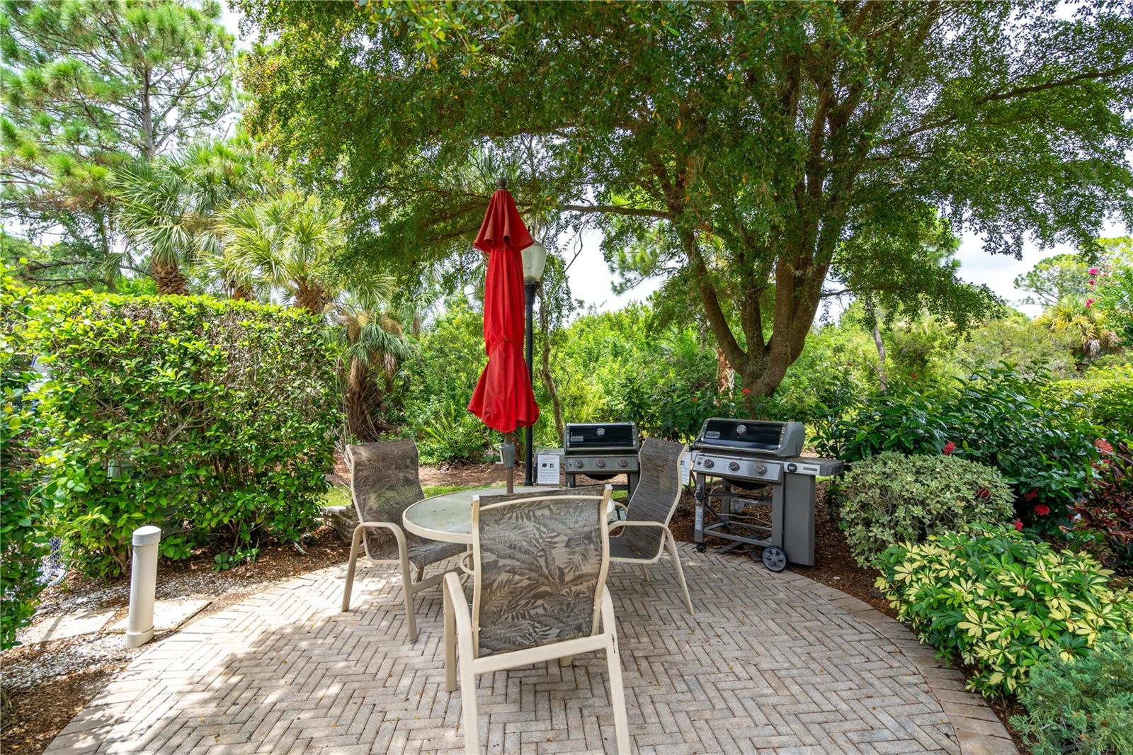 5204 BOUCHARD CIR #102 — photo 45