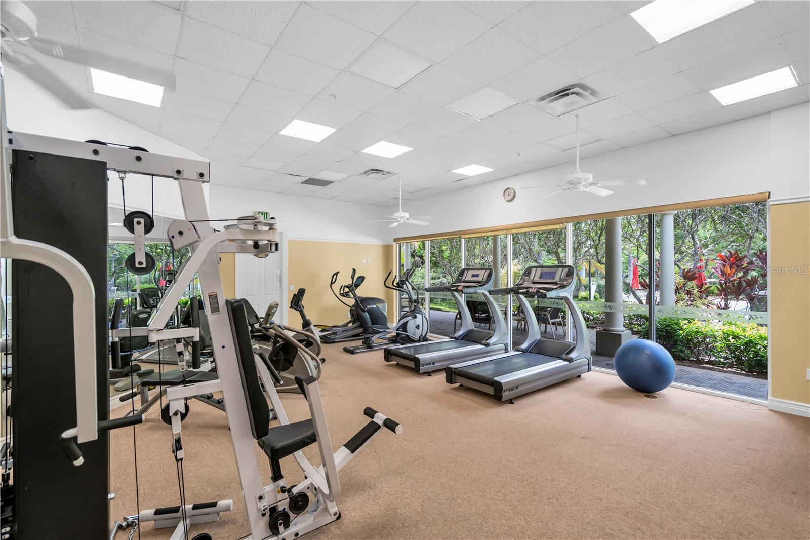 5204 BOUCHARD CIR #102 — photo 36