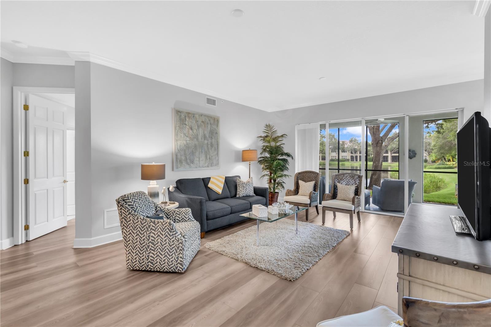 5204 BOUCHARD CIR #102 — photo 7