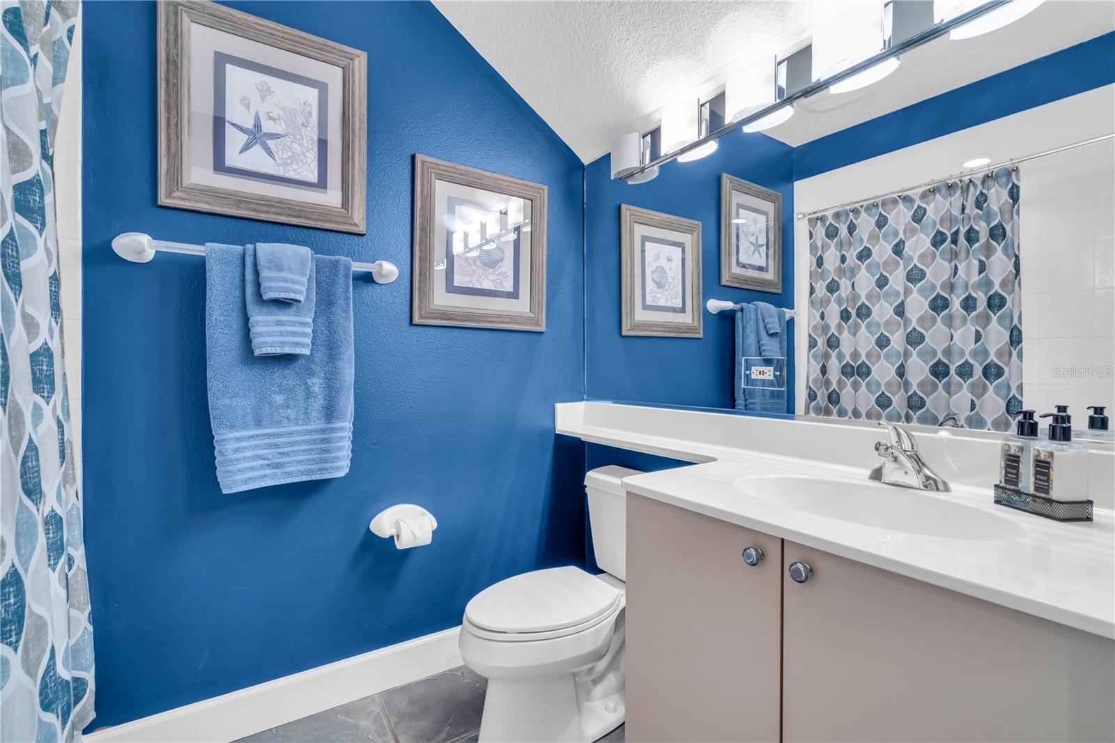 5204 BOUCHARD CIR #102 — photo 18