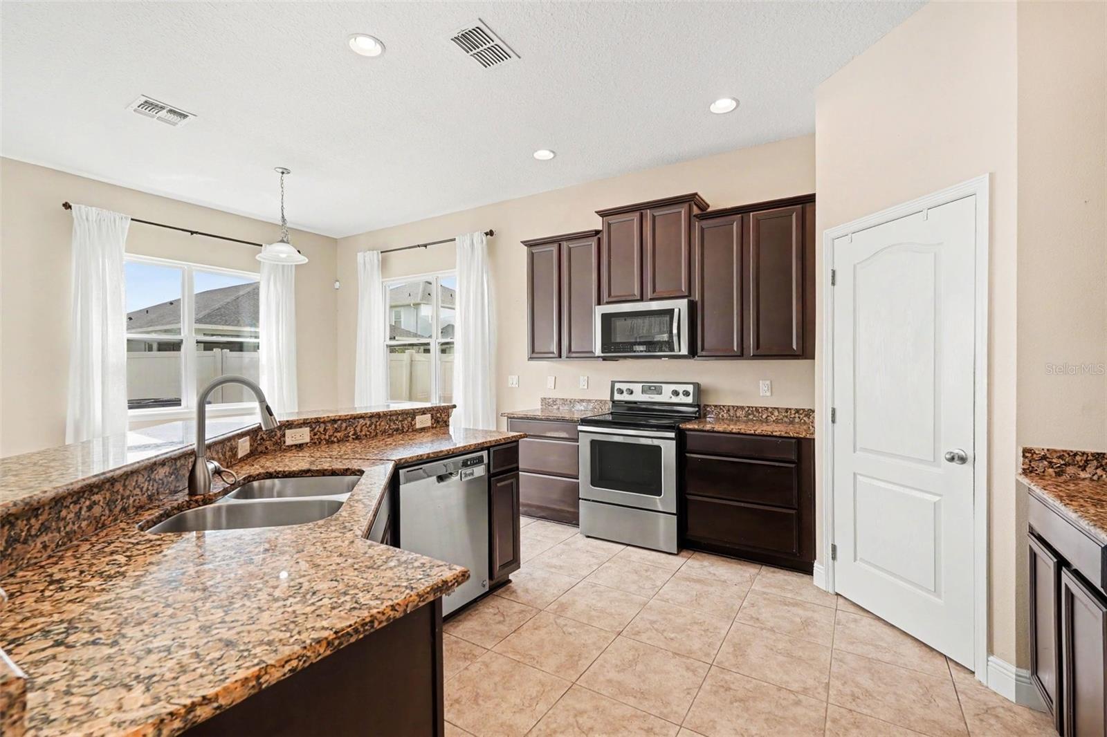 7614 ATWOOD DR — photo 6