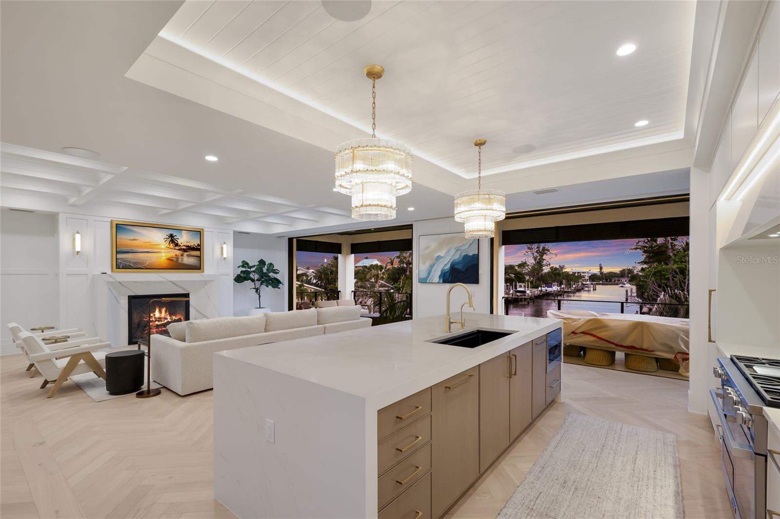 703 S BAY BLVD — photo 29