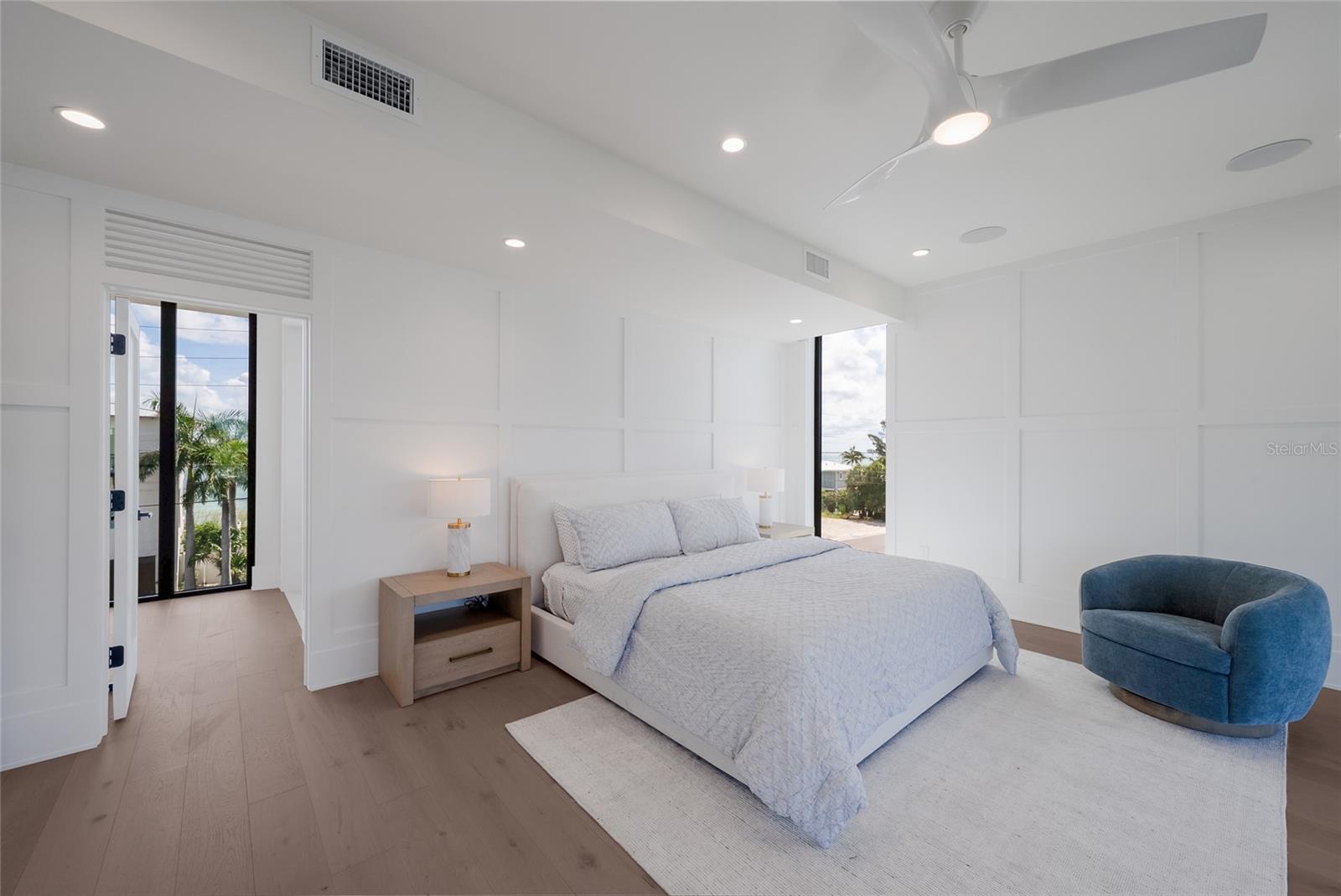 703 S BAY BLVD — photo 45