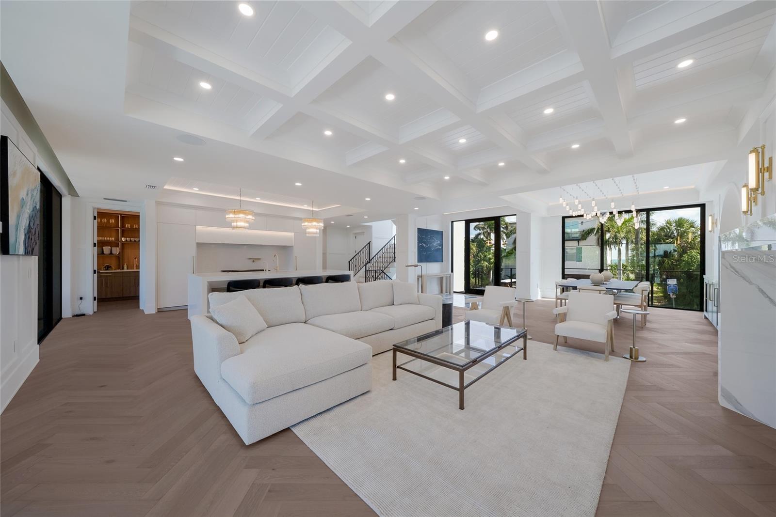 703 S BAY BLVD — photo 12