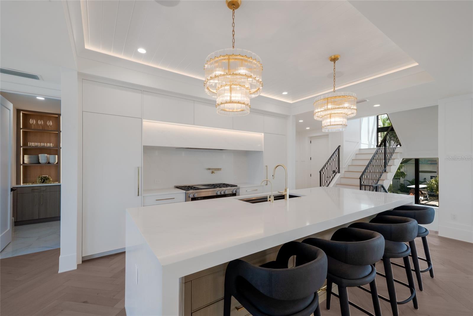 703 S BAY BLVD — photo 18