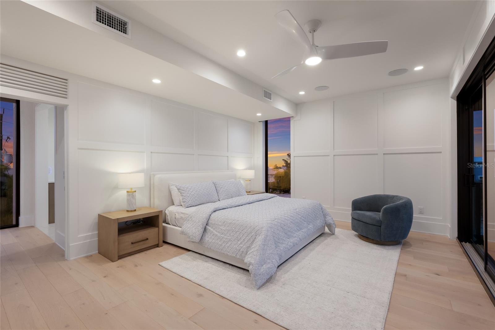 703 S BAY BLVD — photo 32