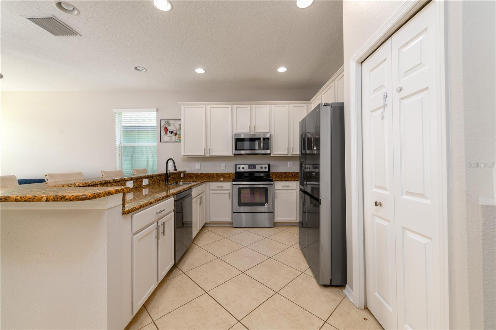 12833 GENEVA GLADE DR — photo 13