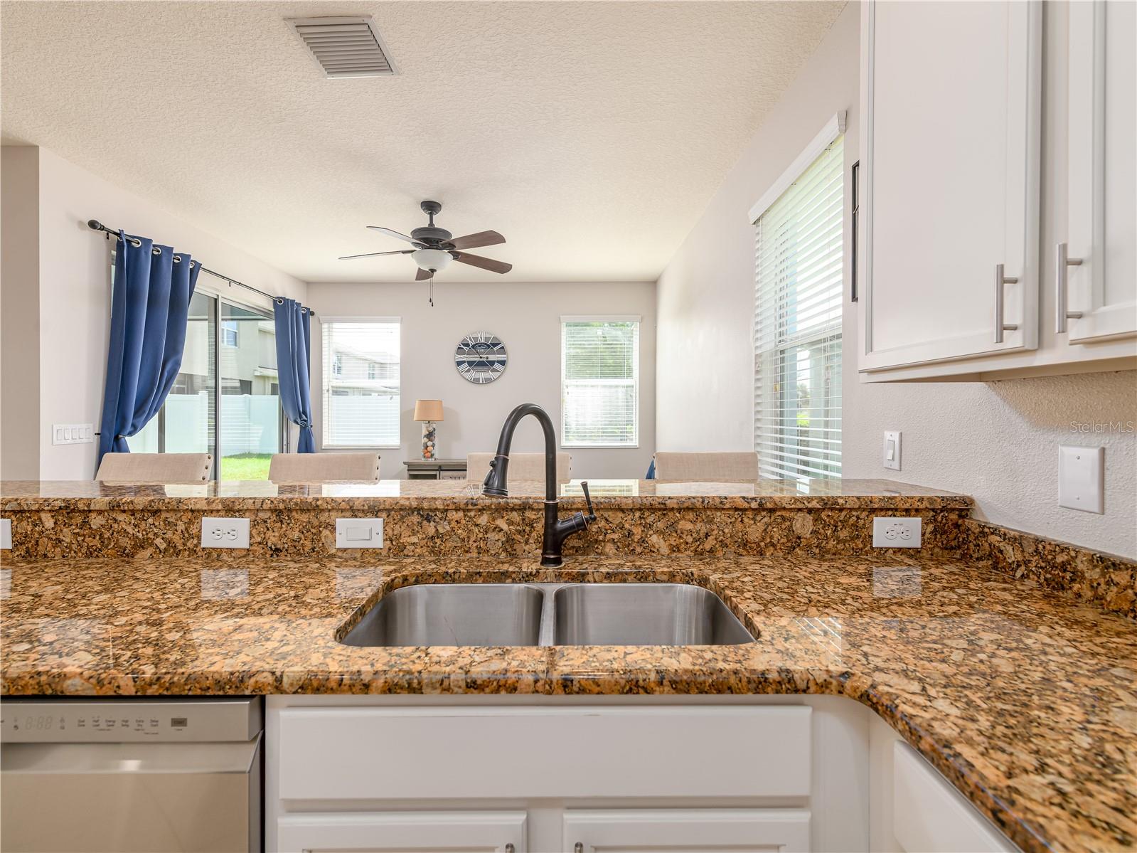 12833 GENEVA GLADE DR — photo 14